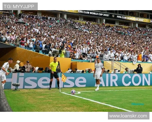 阿诺德在联赛杯中助攻表现出色助力球队晋级决赛