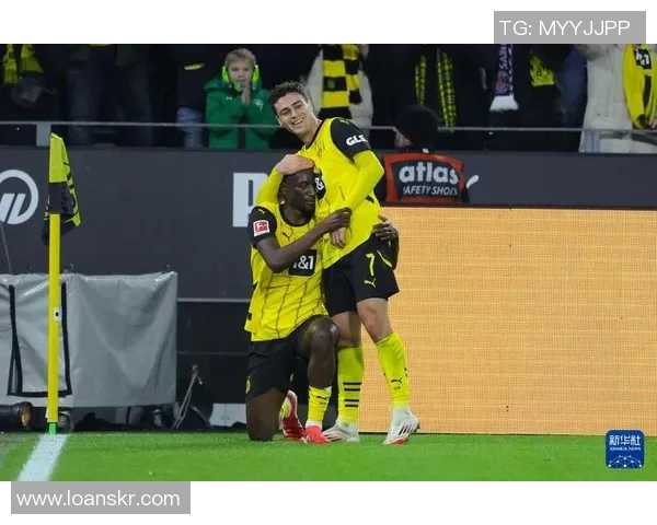 多特蒙德在主场展现强大实力完胜柏林联合收获三分